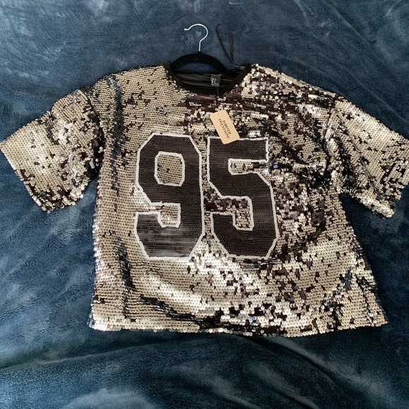Forever 21 Tops - Sequined shirt , bling bling